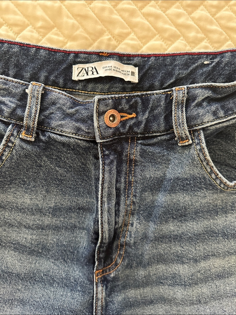 Zara Two-Tone Blue Straight Jeans - Picture 2 of 4
